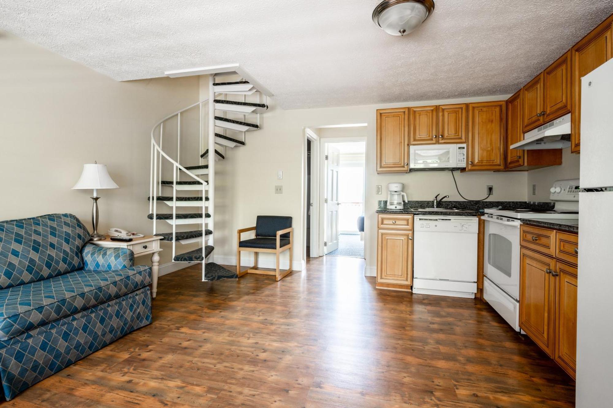 Nautical Mile Resort Уэллс Экстерьер фото